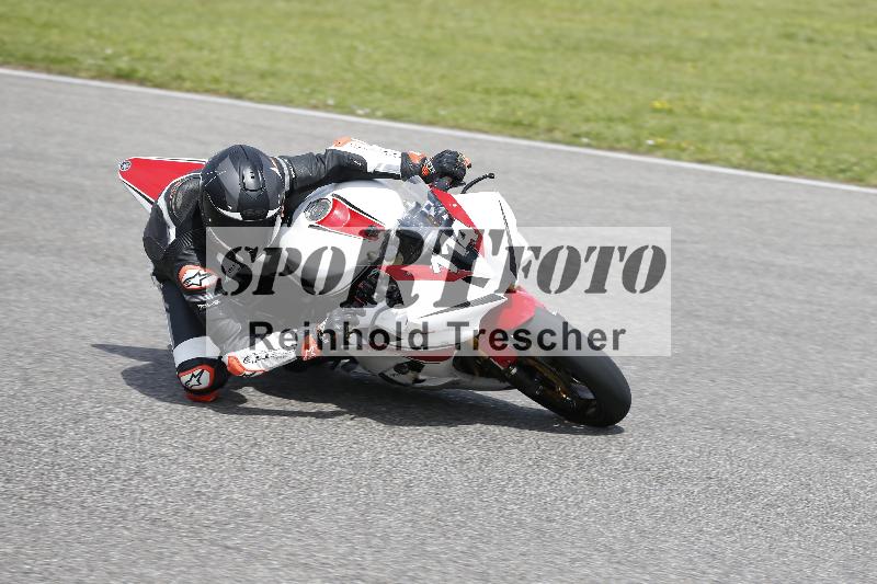 /Archiv-2024/29 12.06.2024 MOTO.CH Track Day ADR/Gruppe rot/114